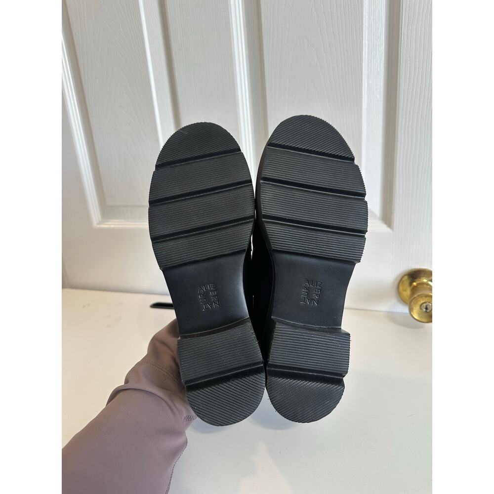 Naturalizer NWOT Desi Chain Detail Platform Lug Sole Heeled Loafer Sz 8.5 Black - Picture 8 of 8